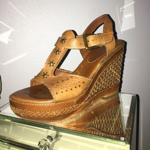 FRYE wedges!